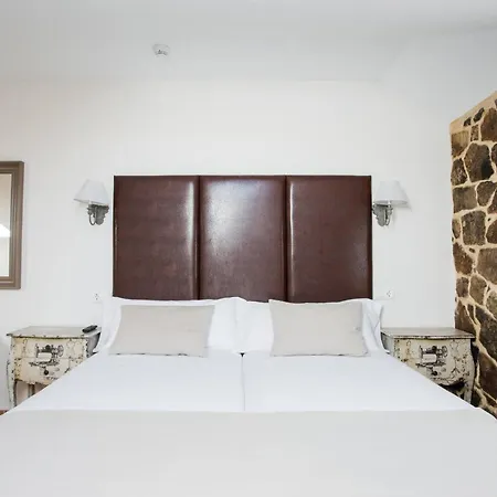 Rural House 3*