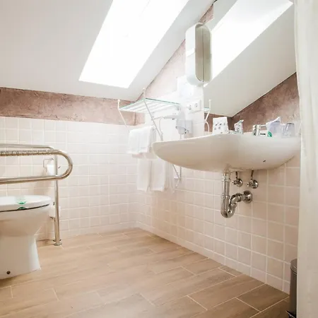 Rural House 3*